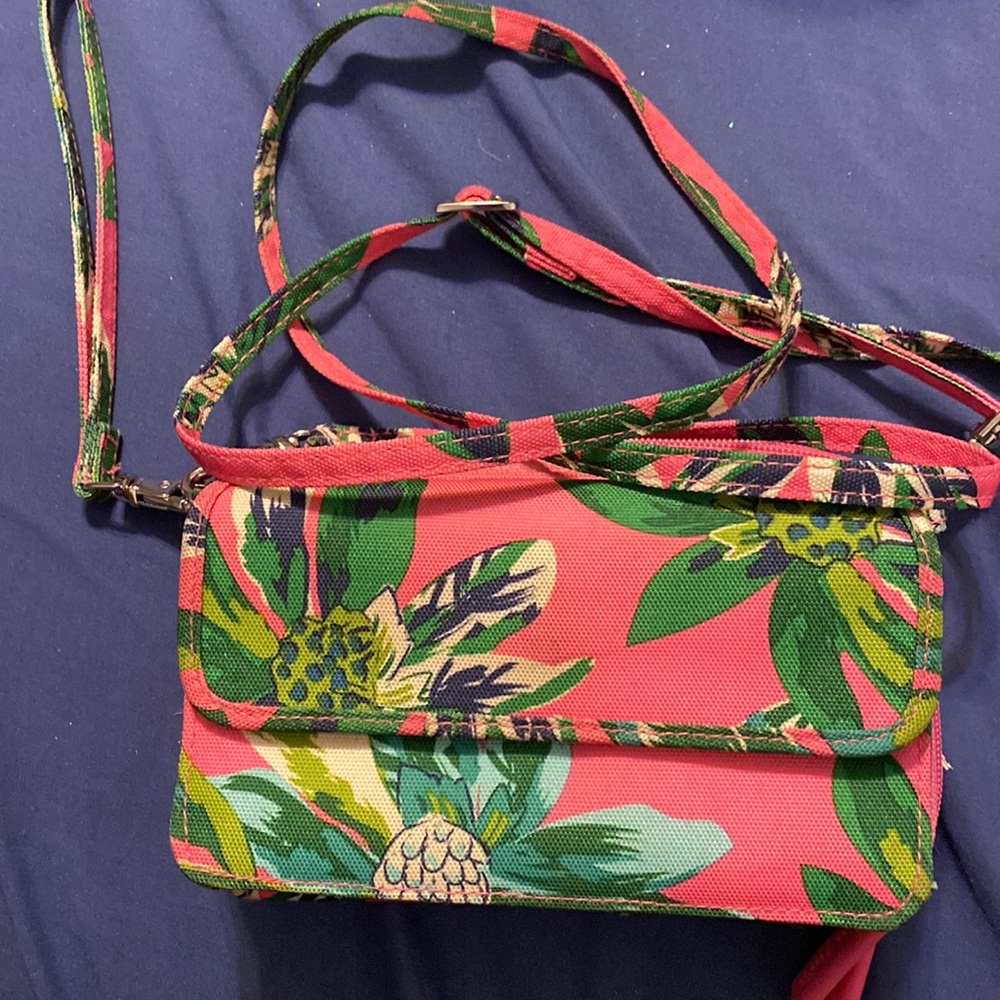 Used Vera Bradley Crossbody/Wristlet